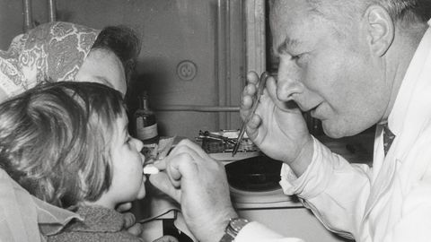 Polio Schutzimpfung Foto aus dem Jahr 1965