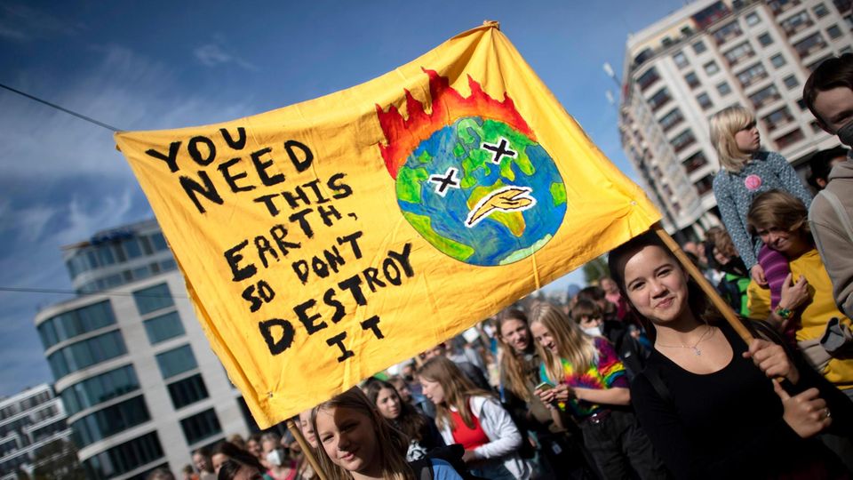 Demonstrieren für mehr Klimaschutz, wie zuletzt in Berlin, kann dabei helfen, die eigene Klimaangst zu überwinden
