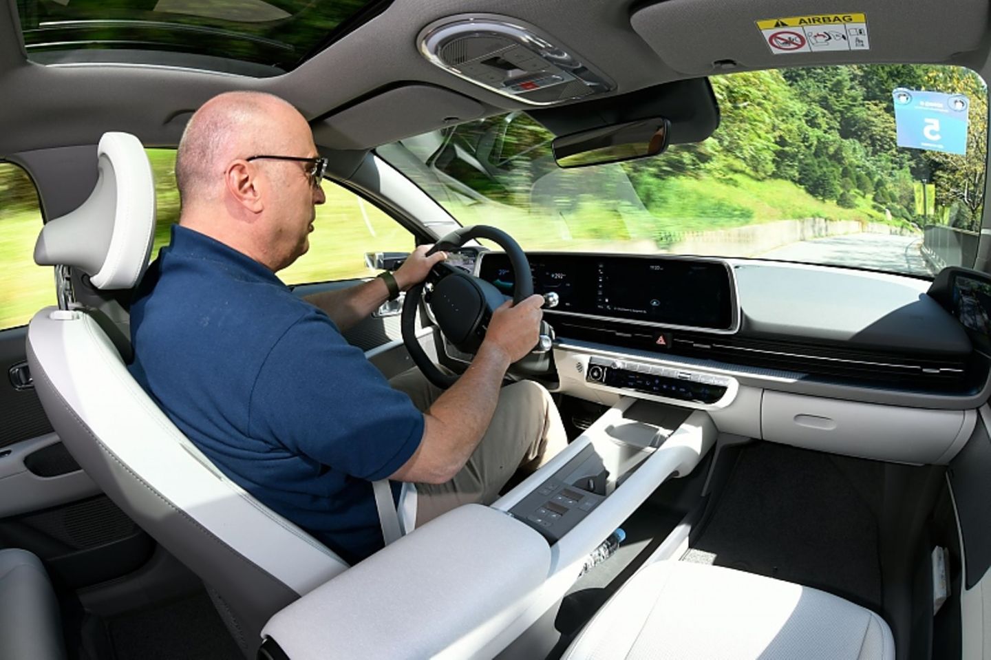 Hyundai Ioniq 6