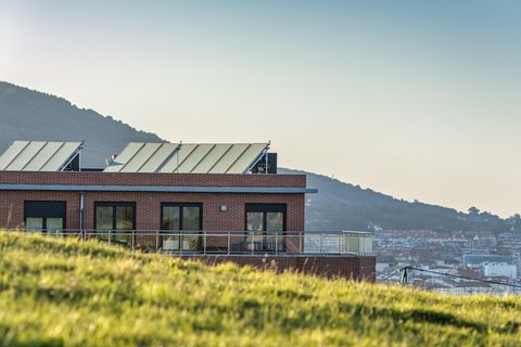 Endlich kann auch eine Privatperson eine Anlage bis zu 30 kW installieren.