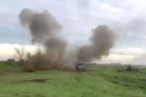 Erfolgstaktik für Front-Durchbrüche: Ukrainer filmen rasanten Angriff Erfolgstaktik für Front-Durchbrüche: Ukrainer filmen rasanten Angriff