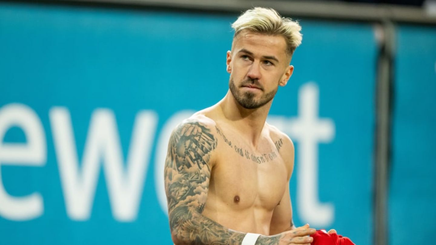 After 16 minutes: Niklas Dorsch is injured again on his comeback