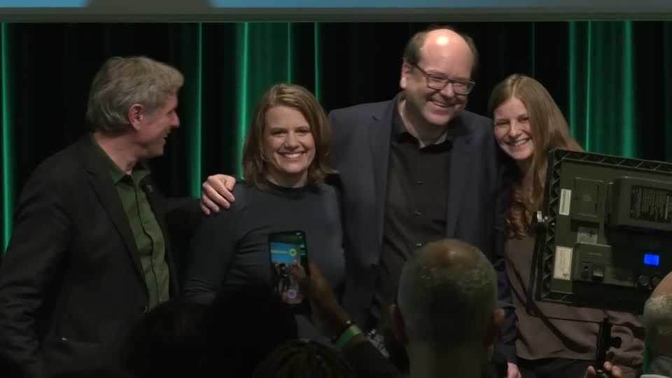 Video: Grüne setzen nach Wahlerfolg auf Rot-Grün in Niedersachsen