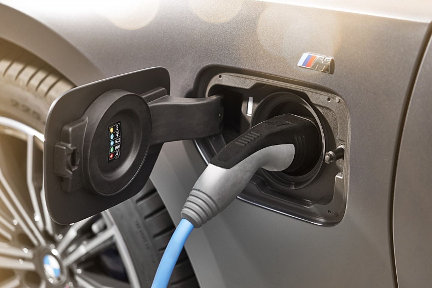 BMW 330e PHEV