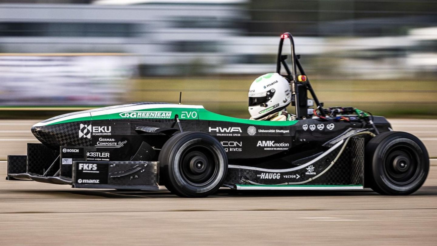 The fastest electric car in the world: from 0 to 100 in 1.461 seconds