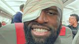 Später postete Rüdiger ein Selfie aus dem Flieger.  "Was dich nicht tötet, macht dich stärker", schrieb der 29-Jährige nach Mitternacht dazu und beruhigte die Fans: "Ich bin okay. Danke für all eure Nachrichten."