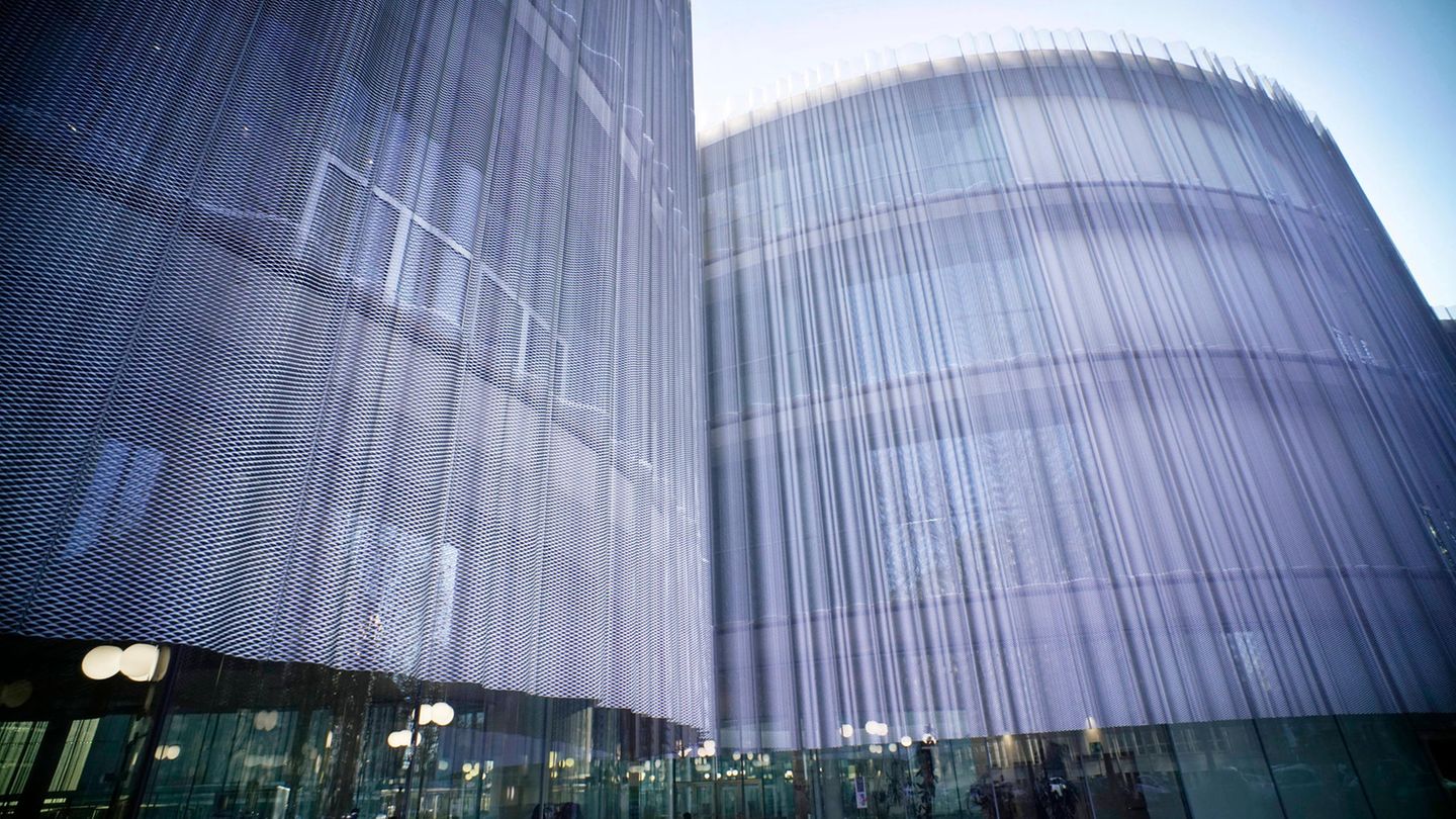 Die Wirtschaftsuniversität Bocconi Die Wirtschaftsuniversität Bocconi
