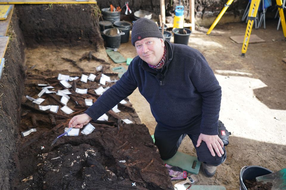 Der Archäologe Harald Lübke in Duvensee