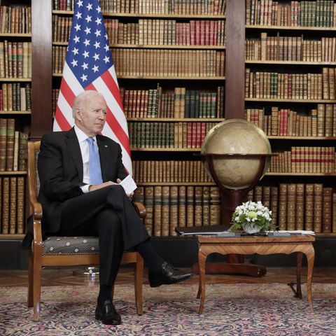 US-Präsident Joe Biden (l.) und Russlands Präsident Wladimir Putin