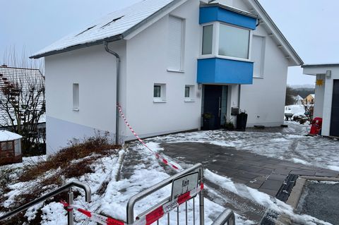 In einem Keller des Hauses wurden die Leichen des Paares gefunden