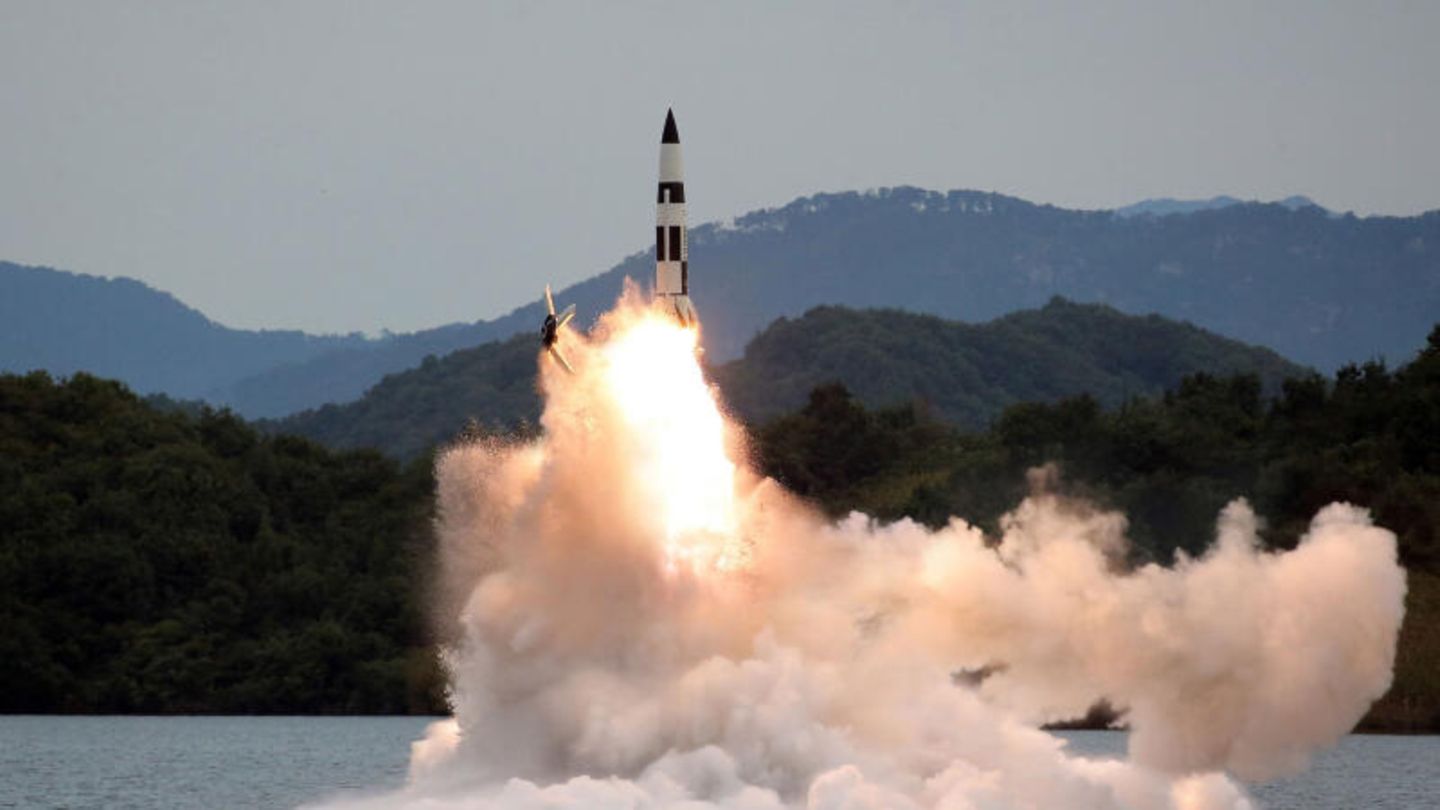 North Korea: ballistic missile test