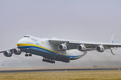 Archivfoto: Start der Antonow An-225  