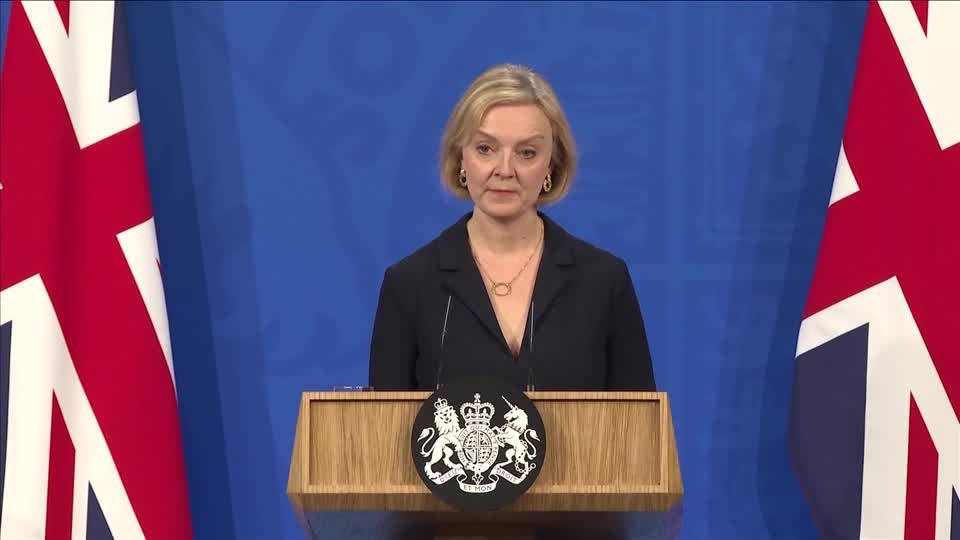 Video: Politisches Beben in London - Finanzminister erstes Opfer