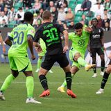 VfL Wolfsburg – Borussia Mönchengladbach 2:2  Wolfsburgs Omar Marmoush (m.) schießt das Tor zum 2:2 (69.), am Ende hat der Angreifer sogar den Siegtreffer auf dem Fuß, scheitert aber per Kopf an der Latte. Gladbach zeigt sich weiter stabil, Wolfsburg nützt das Remis wenig. Sie gurken weiter im unteren Tabellenmittelfeld herum.