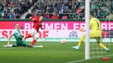 Werder Bremen – 1. FSV Mainz 05 0:2  Der Mainzer Lee Jae-Song schießt das 1:0 im Bremer Weserstadion. Werder bleibt zu Hause schwach. Wieder kassiert das Team von Ole Werner eine Niederlage gegen einen Gegner, der defensiv stabil steht und sehr schnell umschaltet. Ähnlich sah es auch im Spiel gegen den FC Augsburg aus. Insgesamt hat Werder nun drei der fünf Heimspiele verloren.