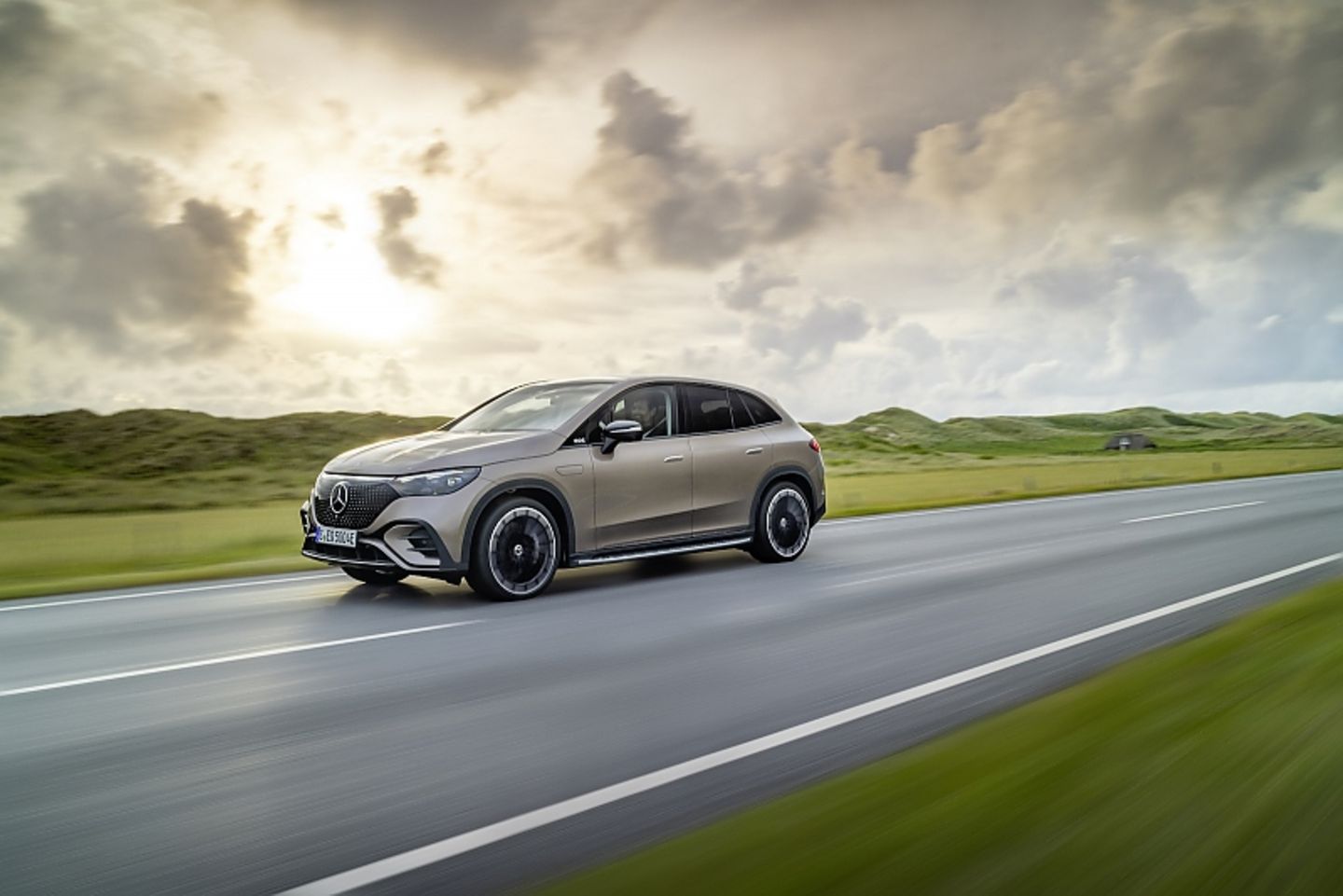 Mercedes EQE SUV 2023