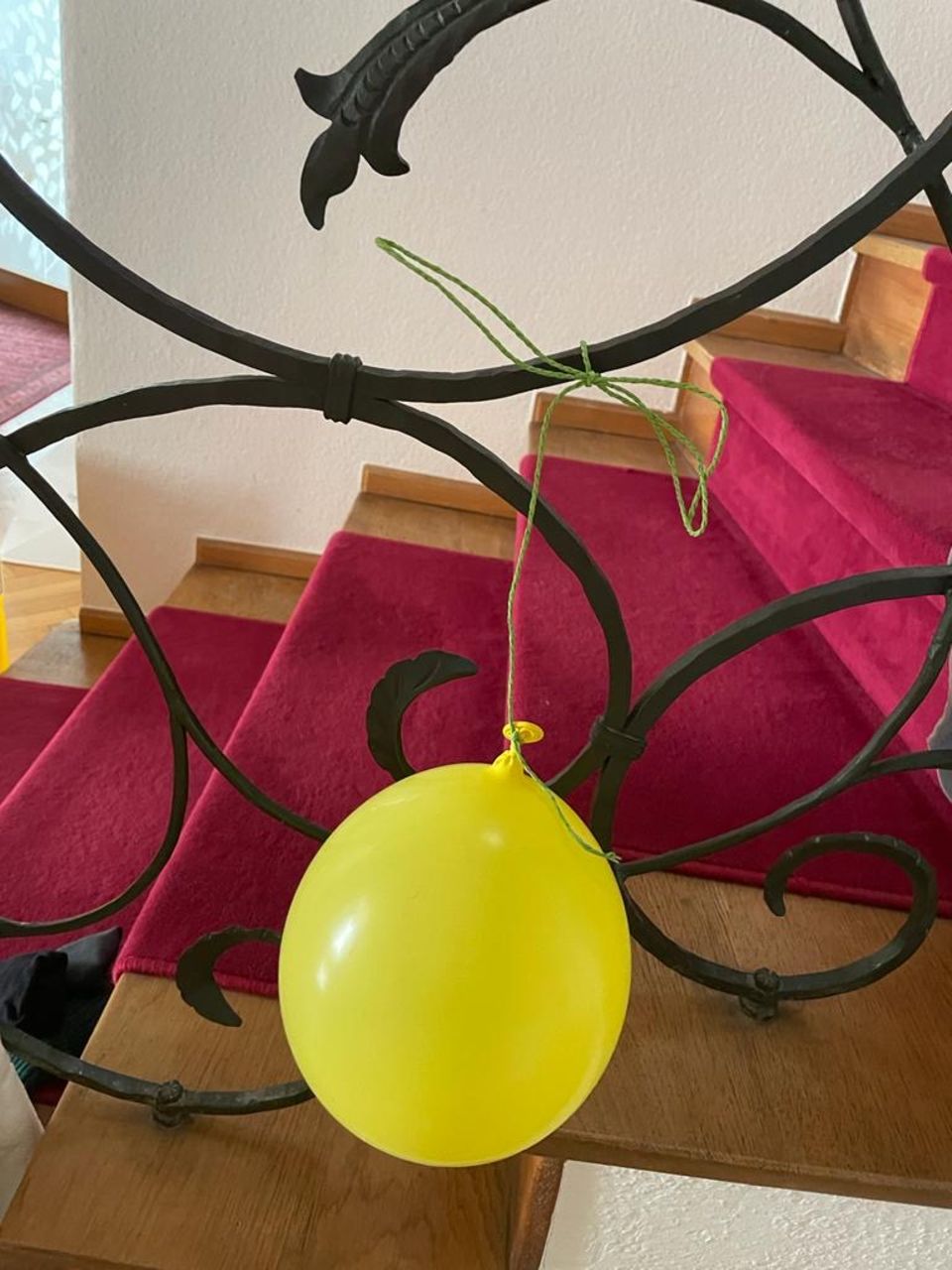 Gelber Luftballon Gelber Luftballon