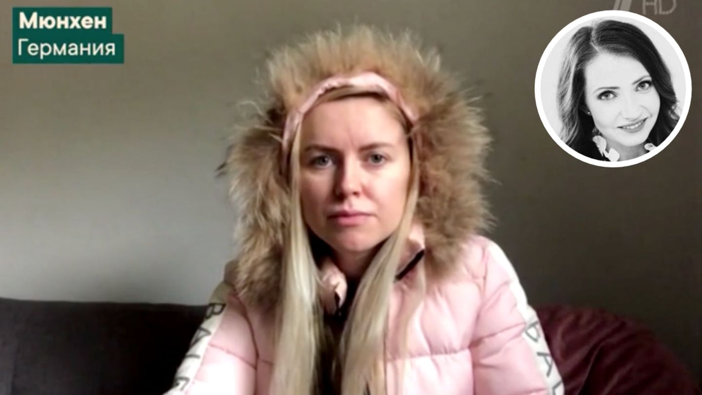 Die Propaganda des Kremls führt eine gewisse Julia vor. Eine Jacke mit Kapuze soll Russland zeigen, wie Deutschland friert. 