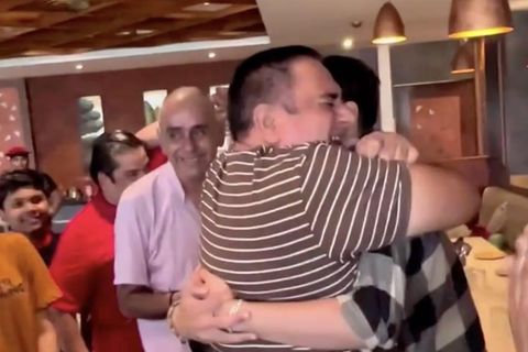 Ein herzerwärmendes Wiedersehen: Sohn überrascht seinen Vater zum Geburtstag