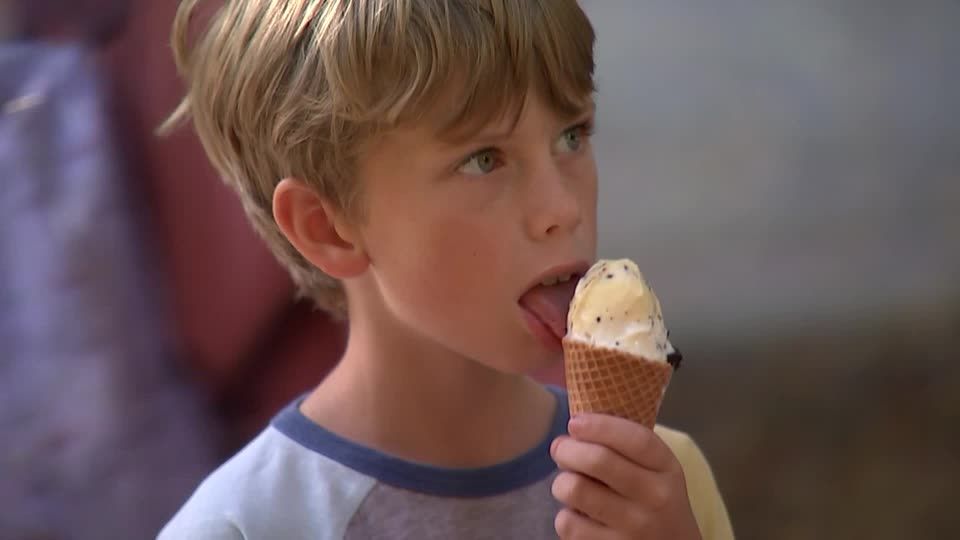 Video: Berlin: Etwa 24 Grad und Sonne satt
