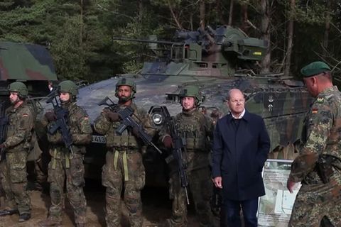 Video: Scholz: Bundeswehr dauerhaft zur Bündnis- und Landesverteidigung befähigen