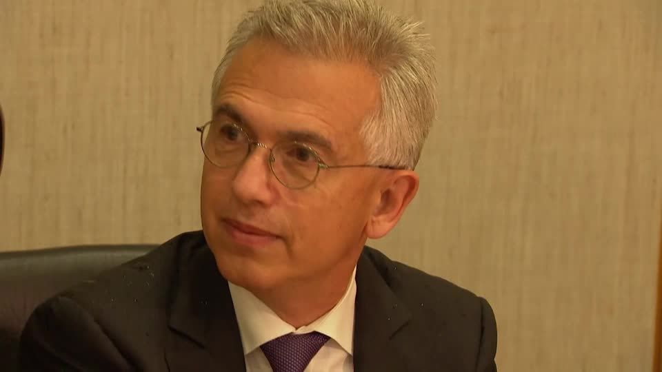 Video: Korruptionsverdacht: Frankfurter Oberbürgermeister Feldmann vor Gericht