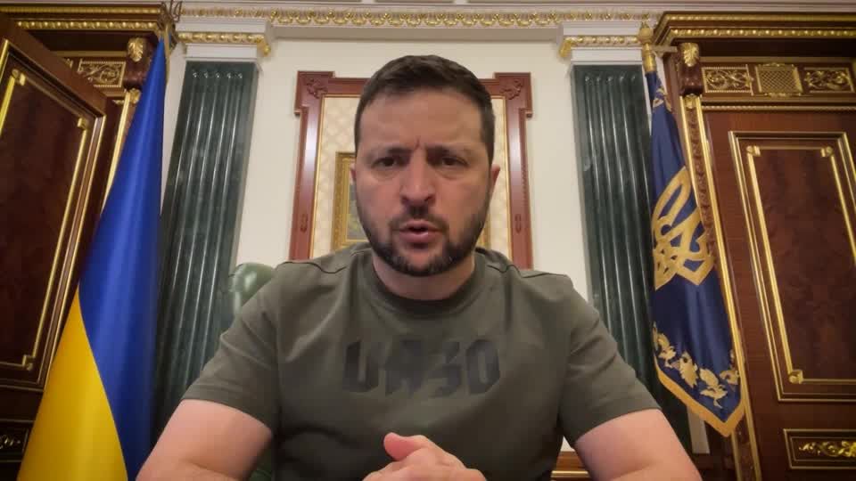 Video: Selenskyj: Einsatz iranischer Drohnen Brankrotterklärung Russlands