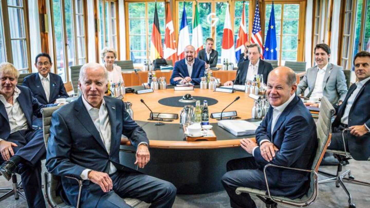 Regierungschefs am letzten Tag des dreitägigen G7-Gipfel im Juni