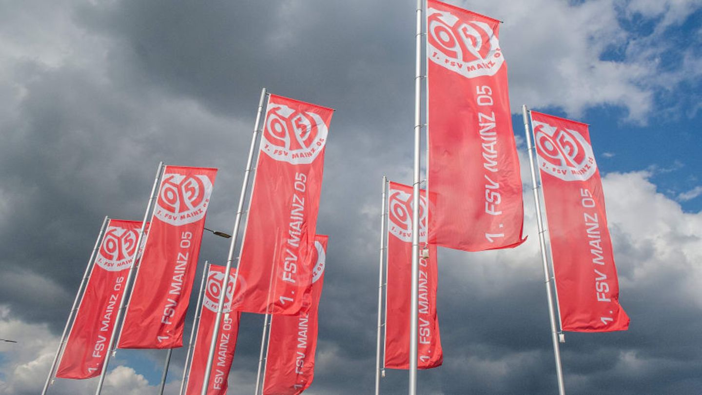 1. FSV Mainz 05 v 1. FC Koeln - Bundesliga