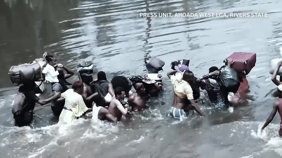 Video: Hunderte Tote bei Überschwemmungen in Nigeria Video: Hunderte Tote bei Überschwemmungen in Nigeria