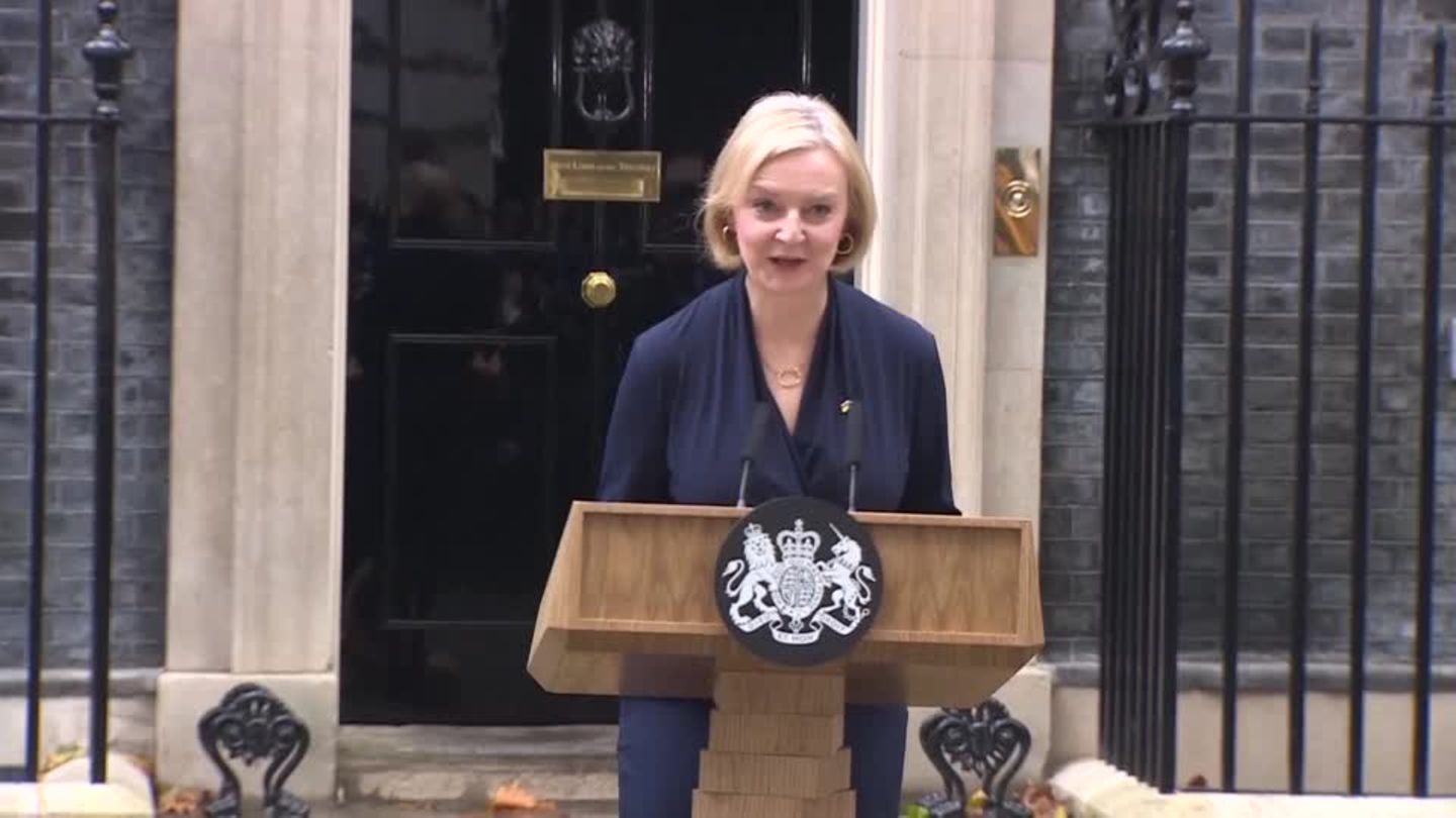 UK: Prime Minister Truss resigns (video)