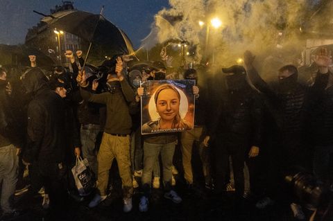 Rechte Gruppierungen gehen in Paris "für Lola" auf die Straße