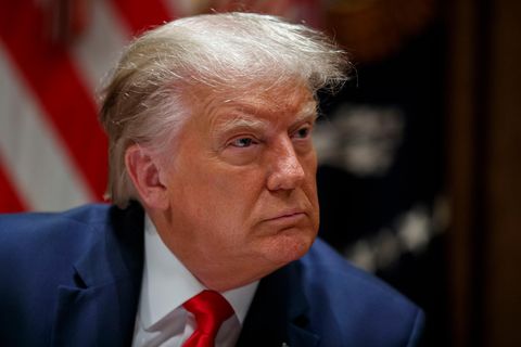 Donald Trump bei einem Treffen mit US-amerikanischen Arbeitnehmern aus der Technikbranche