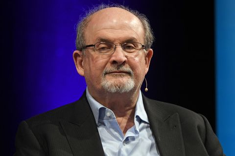 Der britisch-indische Autor Salman Rushdie bei einer Lesung in Köln im Jahr 2017