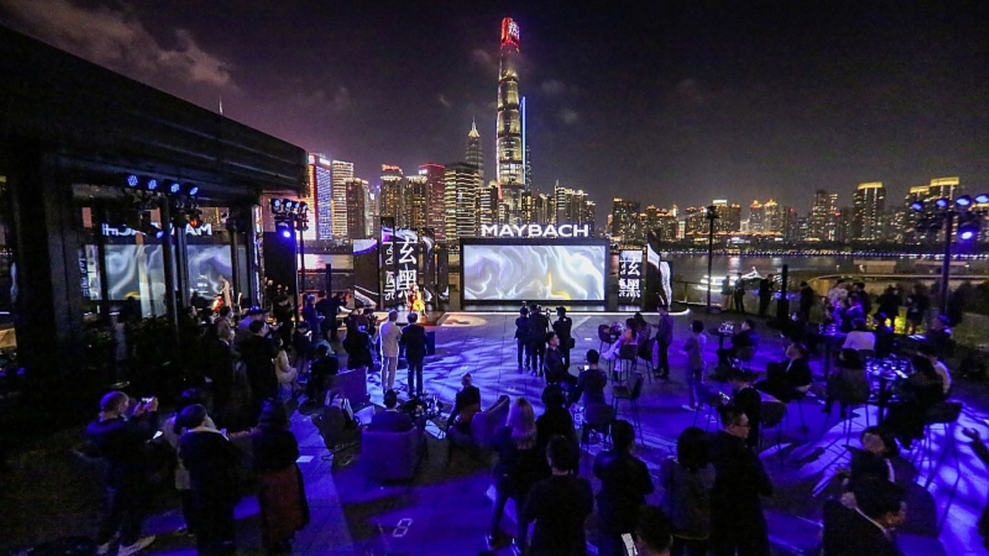 In eine neue Sphäre STERN.de