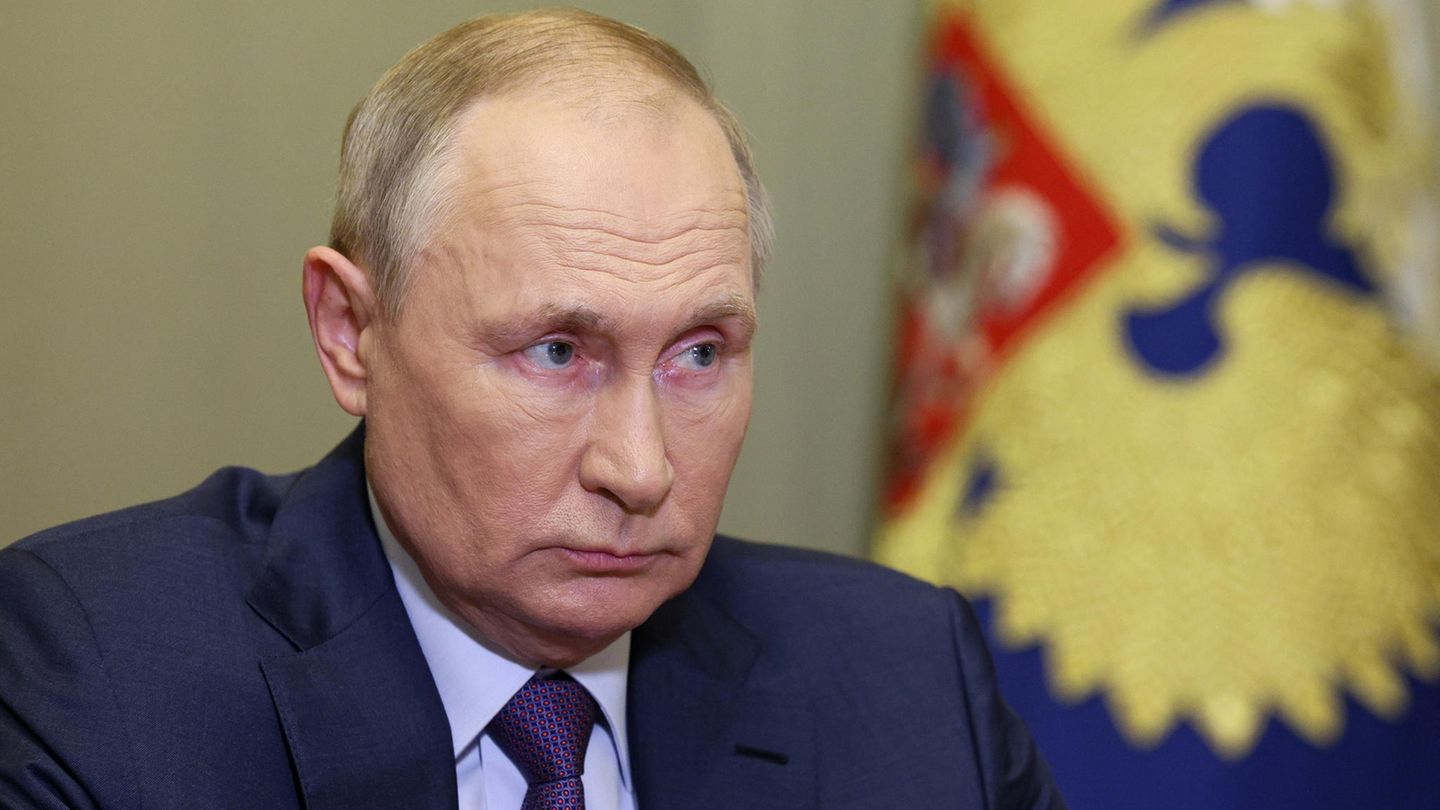 Russland Präsident Wladimir Putin hat die Region Cherson im Süden der Ukraine widerrechtlich annektiert