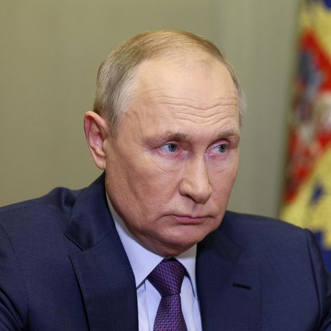 Russland Präsident Wladimir Putin hat die Region Cherson im Süden der Ukraine widerrechtlich annektiert