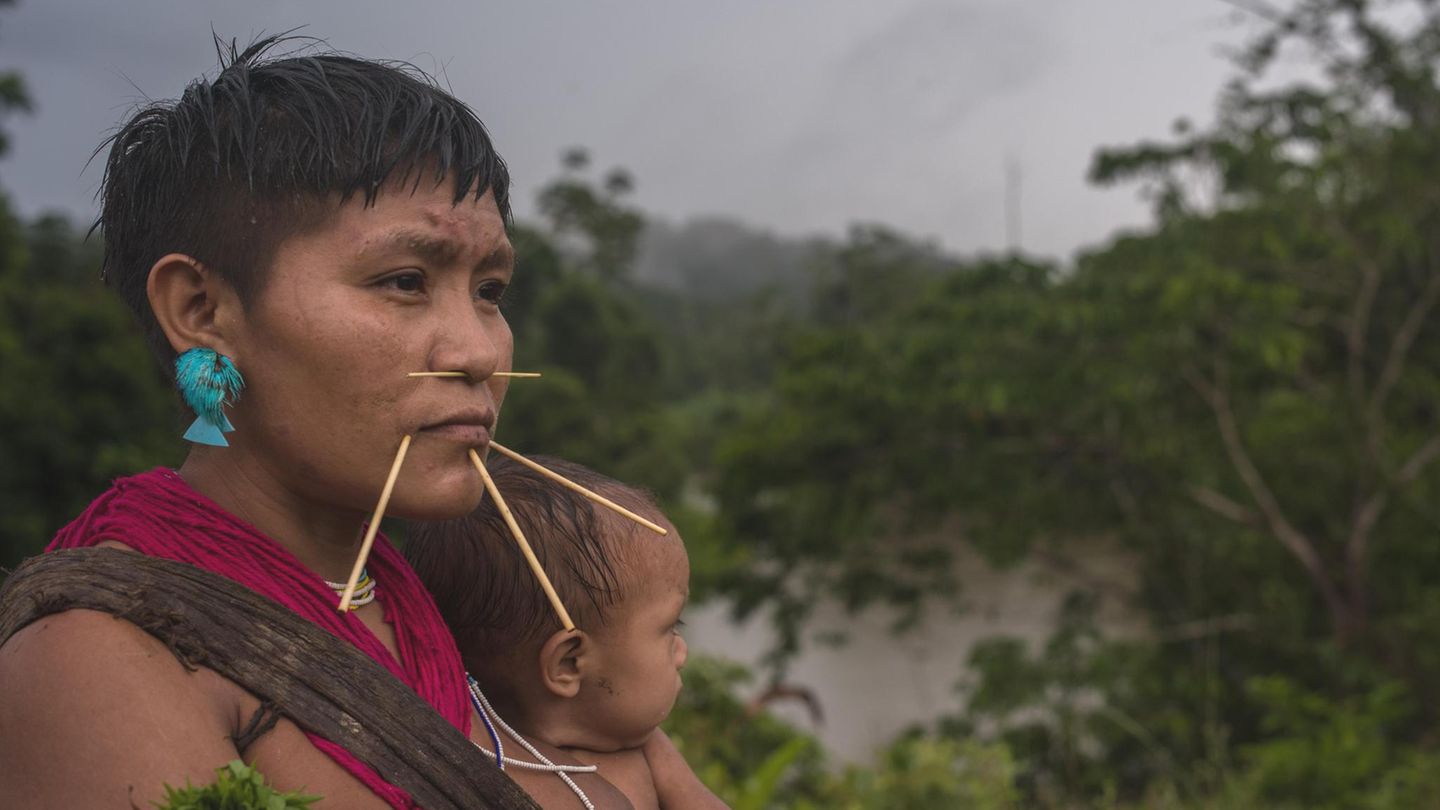Yanomami mit Kind