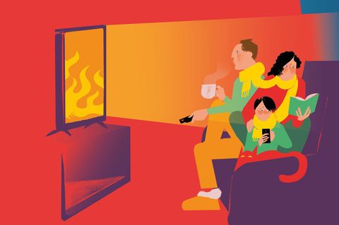 Illustration einer Familie die mit Schal und Tee auf dem Sofa sitzt