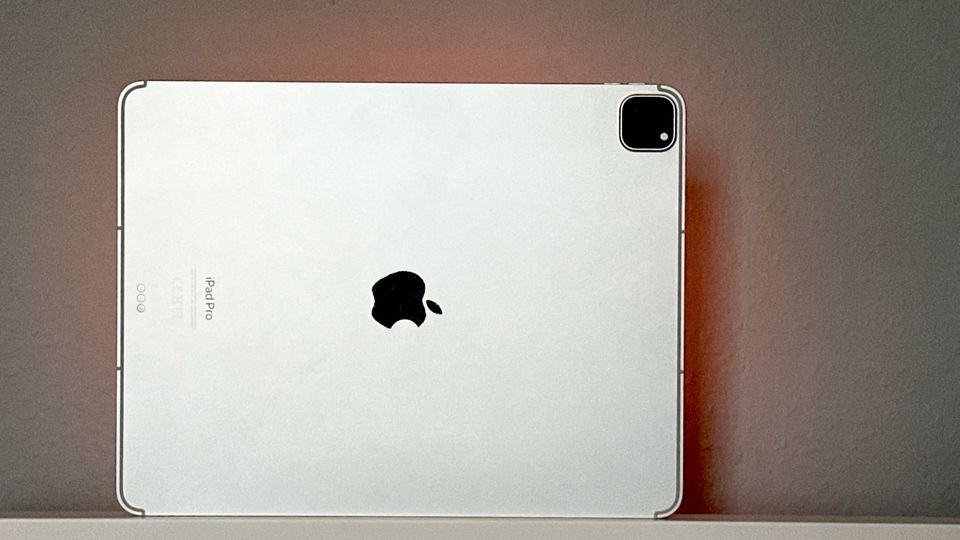 Profi-Tablet: Die Kamera des iPad Pro setzt weiter auf LiDAR, um den Abstand zum Motiv zu messen Die Kamera des iPad Pro setzt weiter auf LiDAR, um den Abstand zum Motiv zu messen