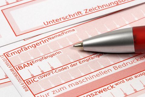 Überweisung
