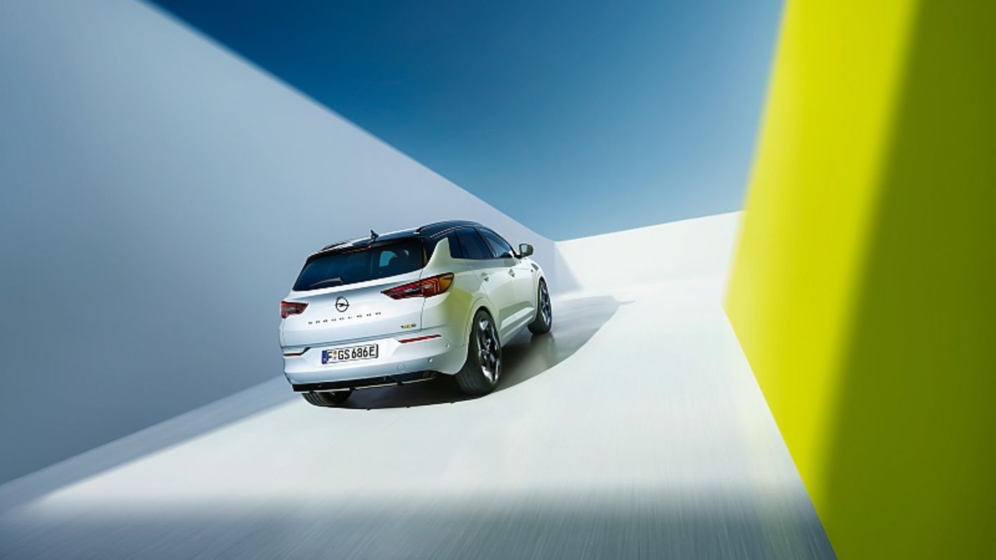 New: Opel Grandland GSe: a new addition to the family