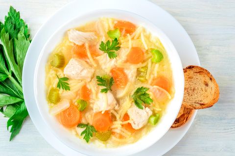 Rezept für leckere und gesunde Hühnersuppe