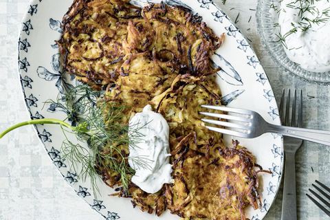 Kartoffel-Kohlrabi-Latkes