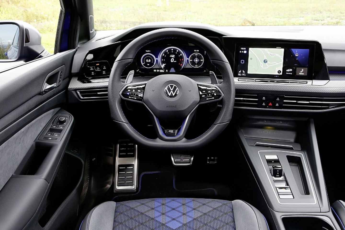 VW Golf R Variant MJ 2022