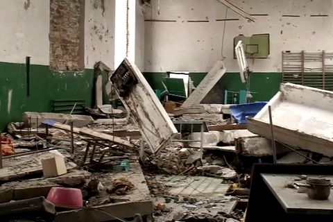 Zerstörung im Ukraine-Krieg: Wracks und Kadaver zerstören Chersons Idylle