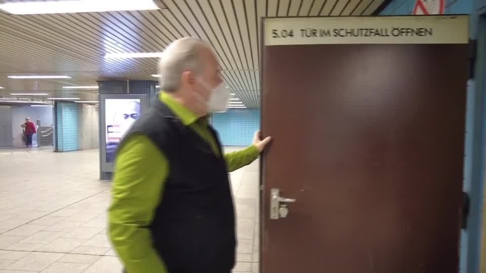 Video: Köln: Alte Schutzräume von neuem Interesse Video: Köln: Alte Schutzräume von neuem Interesse