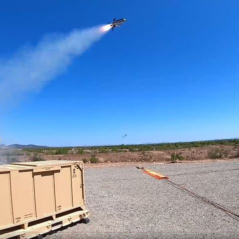 Start einer Raytheon Coyote