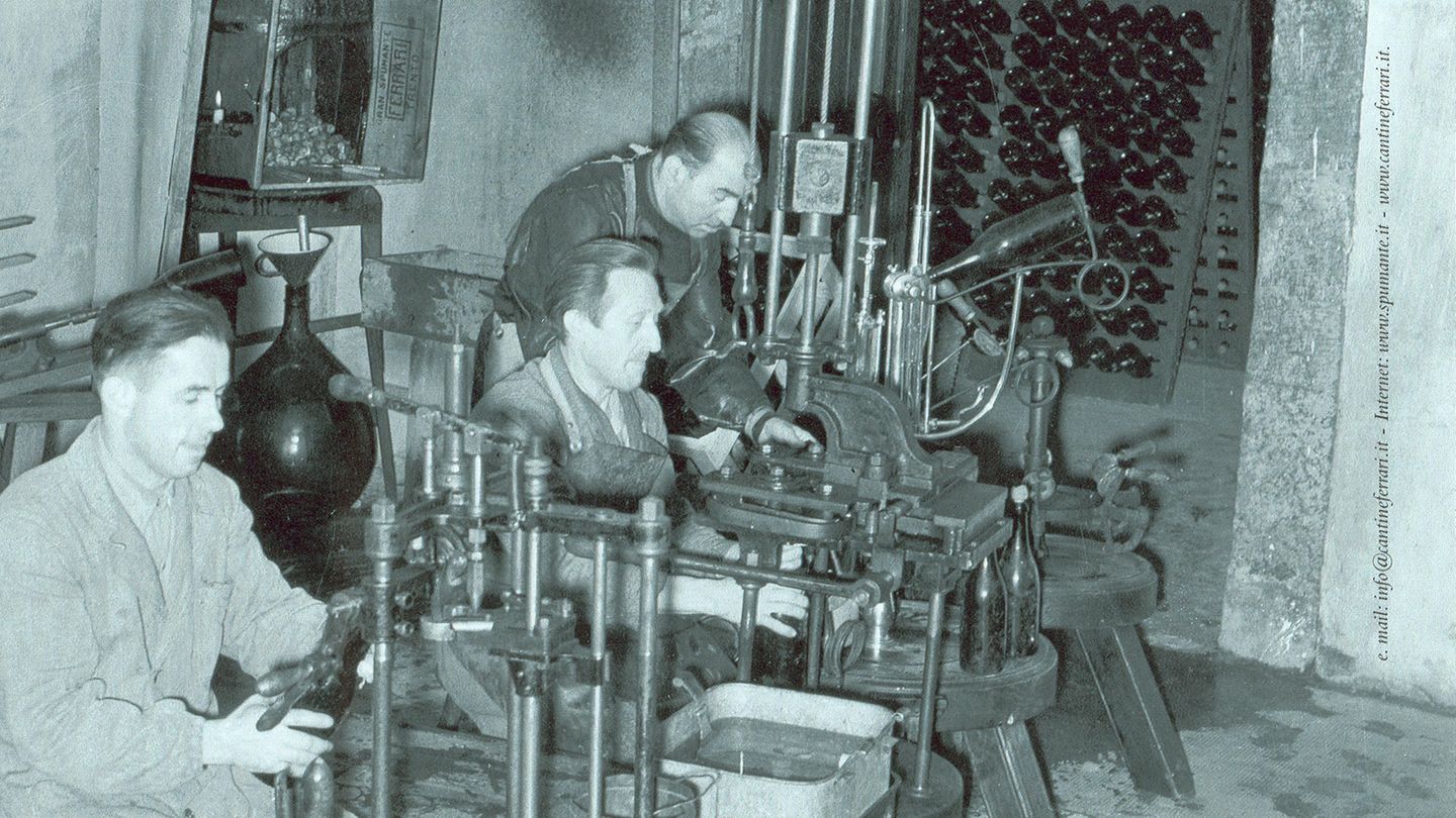 Historisches Bild aus dem Keller von Ferrari Trento