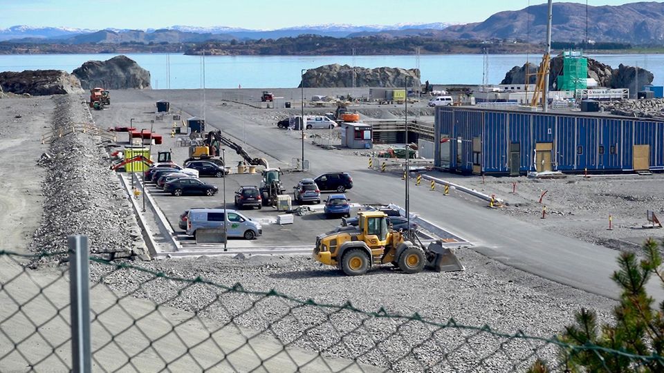 Dieses Foto vom April 2022 zeigt die Baustelle für ein Terminal in Oygarden bei Bergen, Norwegen Dieses Foto vom April 2022 zeigt die Baustelle für ein Terminal in Oygarden bei Bergen, Norwegen